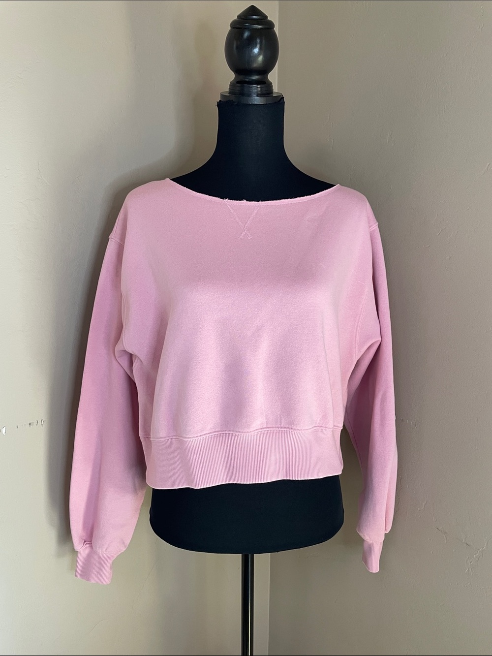 BP Nordstrom Women's Pink Cropped Boatneck/Off the Shoulder Sweatshirt, Medium